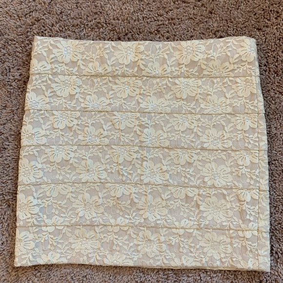 Forever 21 Lace Bodycon Miniskirt - Picture 3 of 5